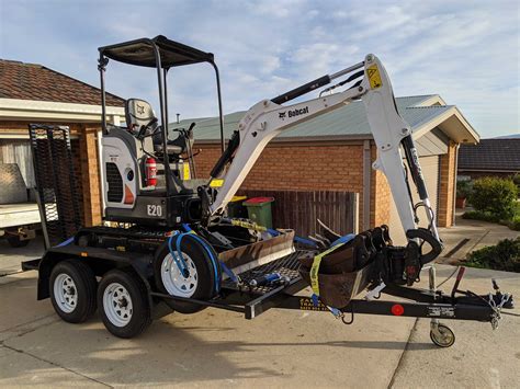 Mini Excavator Hire Ilfracombe 